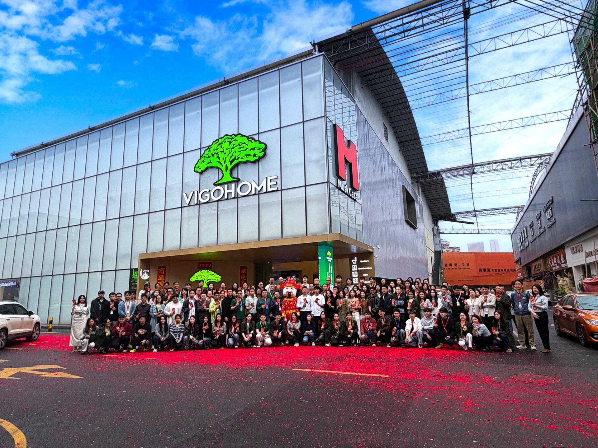 The VIGOHOME team at the company headquarters in Foshan